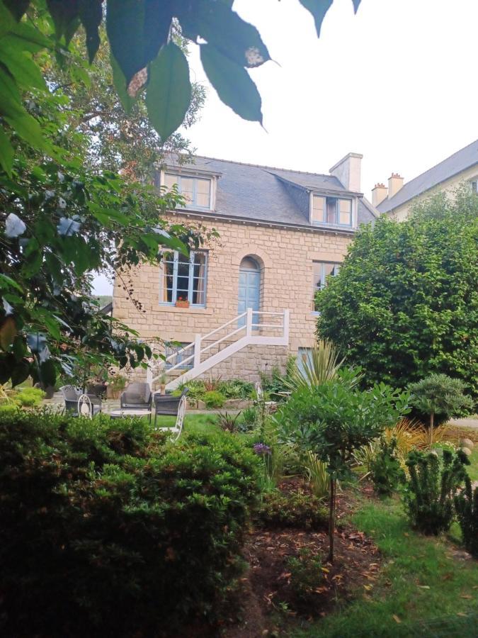 Le Banellou Bed & Breakfast Кимпер Екстериор снимка